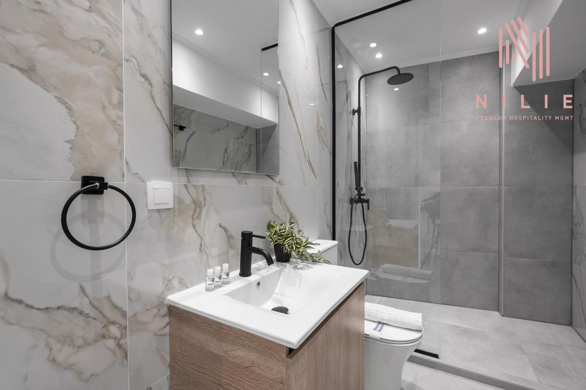 Next Door, Nilie Hospitality Mgmt Apartment Солун Екстериор снимка
