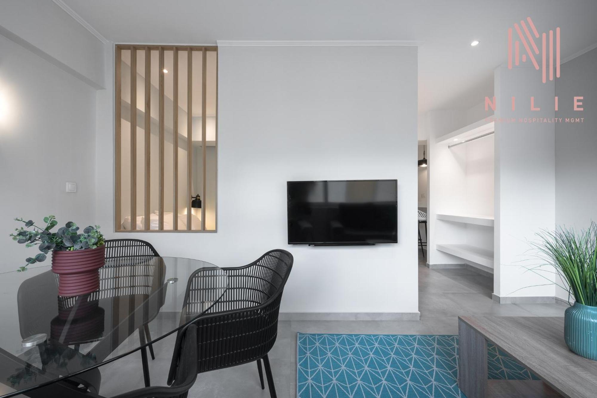 Next Door, Nilie Hospitality Mgmt Apartment Солун Екстериор снимка