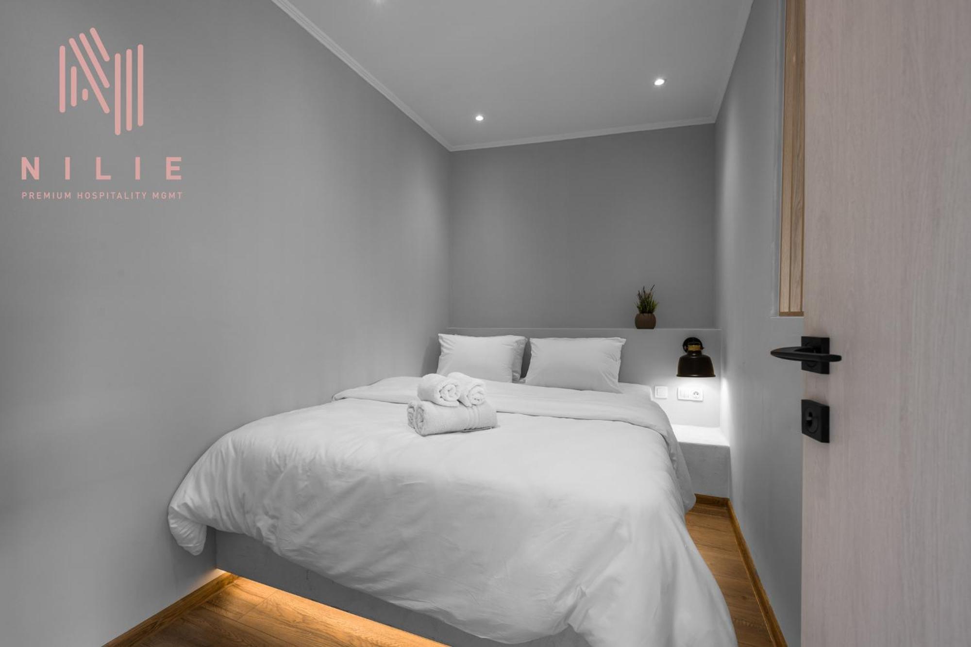 Next Door, Nilie Hospitality Mgmt Apartment Солун Екстериор снимка